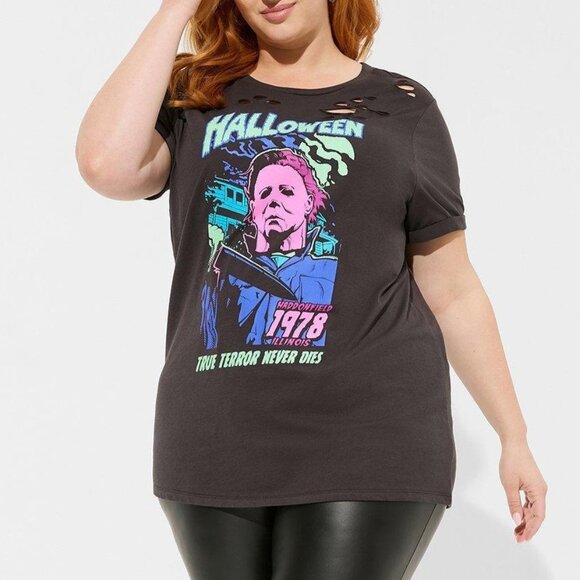 ❤️NWT VINTAGE TORRID TEE - MICHAEL MEYERS DISTRESSED TUNIC - HALLOWEEN MOVIE - Picture 1 of 15